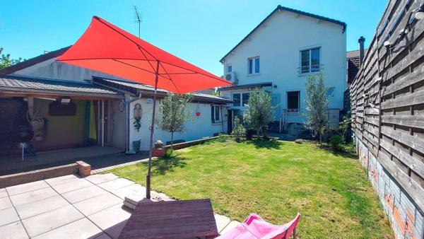 Maison familiale à la limite d'Antony