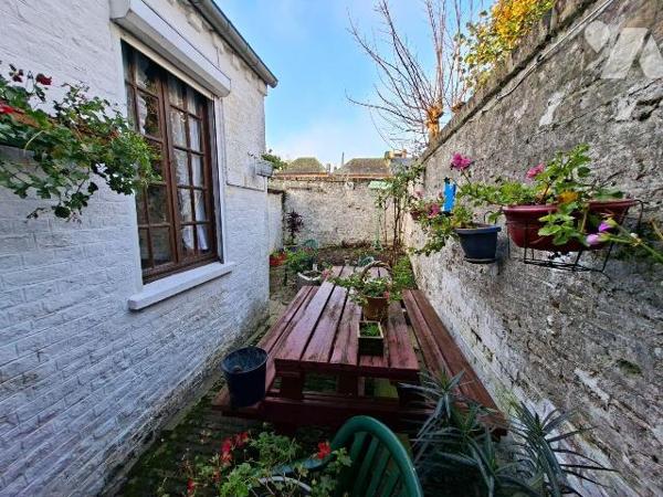 FOURMIES Maison à vendre
Maison actuellement louée moyennant un loyer mensuel de 559,14  euros...
