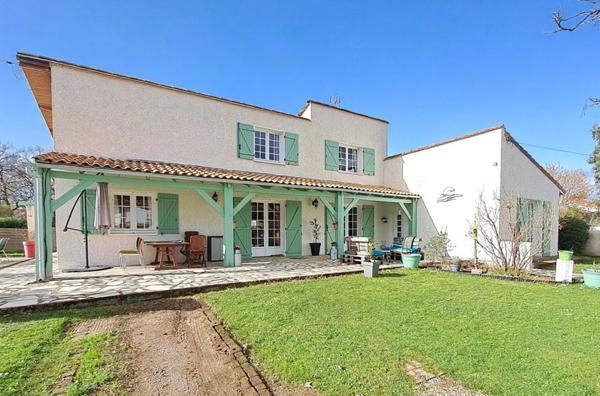 Maison à vendre 7 pièces SAINT MEDARD EN JALLES (33)