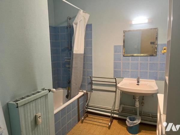 Appartement T3 avec balcon et et cave