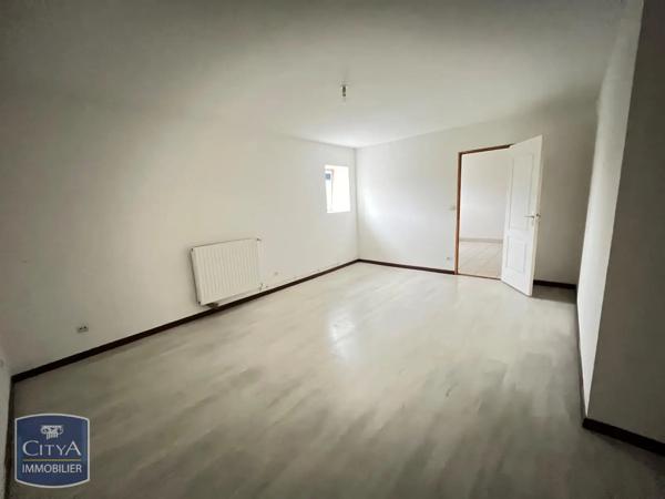 Appartement à louer 4 pièces 123.88m² Danizy (02800)