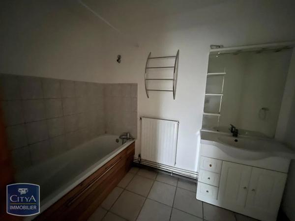 Appartement à louer 4 pièces 123.88m² Danizy (02800)