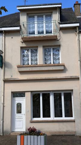 Maison de ville 6p 4ch 128 m2 - Garage 26 m2 et jardin 90m2 -