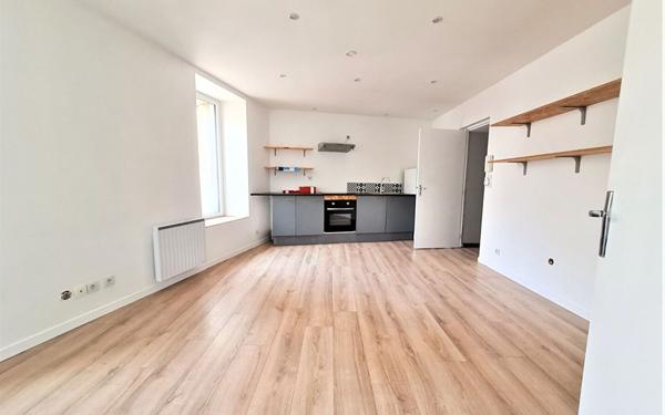 Appartement à louer    3 pièces • 55,62 m2    Quimperlé