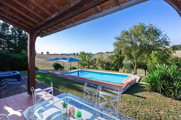 Maison à vendre |  L'Isle-Jourdain |  6 pièces | 170 m²