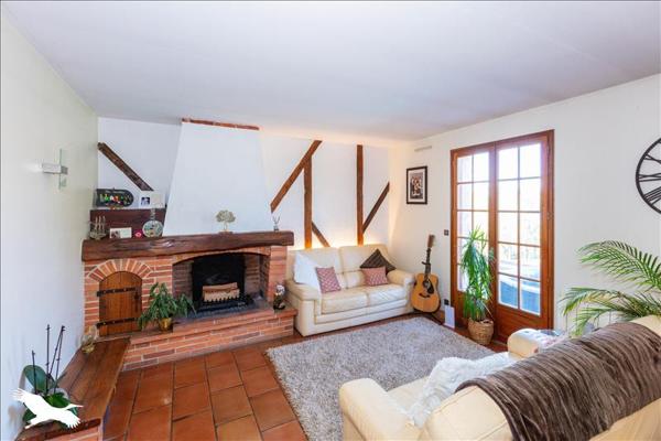 Maison à vendre |  L'Isle-Jourdain |  6 pièces | 170 m²