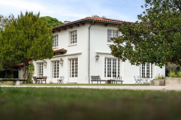 BELLE PROPRIETE A LA TREMBLADE A 800 M DU CENTRE VILLE