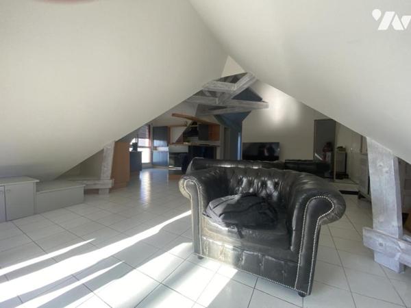 APPARTEMENT T3- CENTRE BOURG LA MADELEINE