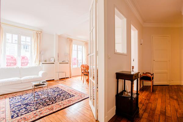 Appartement Paris 4 pièce(s) 67.38 m2