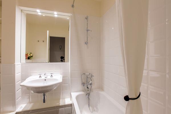 Appartement Paris 4 pièce(s) 67.38 m2