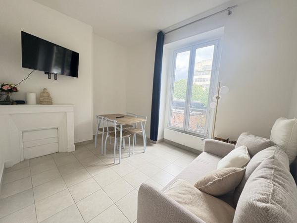 Appartement  2 pièce(s) 35 m2 La Plaine Saint Denis