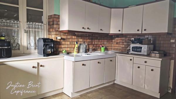 🏡 En exclusivité – Une maison familiale aux beaux volumes, au cœur d’un village où il fait bon vivre