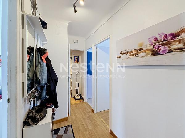 -EXCLUSIVITÉ- Appartement 3 pièces avec terrasse, vue mer et montagnes / Grasse, quartier Saint-Jacques