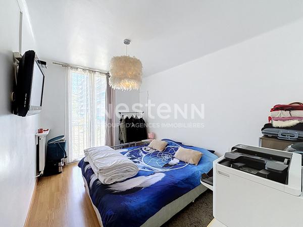 -EXCLUSIVITÉ- Appartement 3 pièces avec terrasse, vue mer et montagnes / Grasse, quartier Saint-Jacques