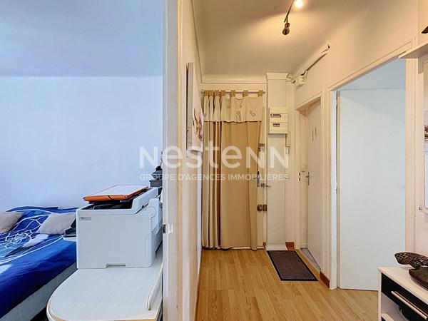 -EXCLUSIVITÉ- Appartement 3 pièces avec terrasse, vue mer et montagnes / Grasse, quartier Saint-Jacques