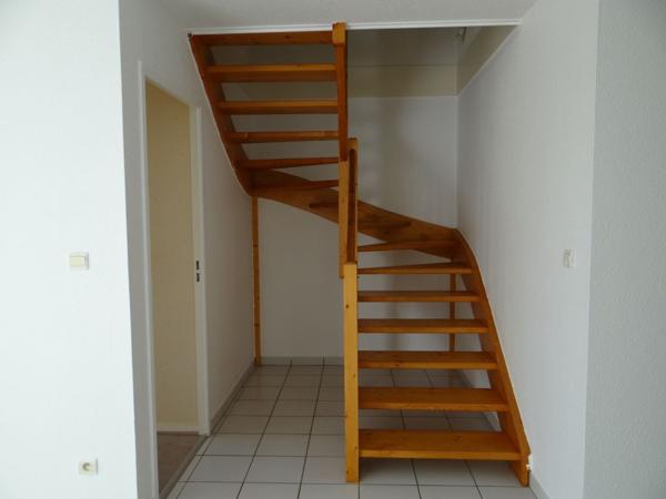 PAVILLON F4  LUMINEUX - AU CALME DANS RESIDENCE SECURISEE AVEC GARDIEN