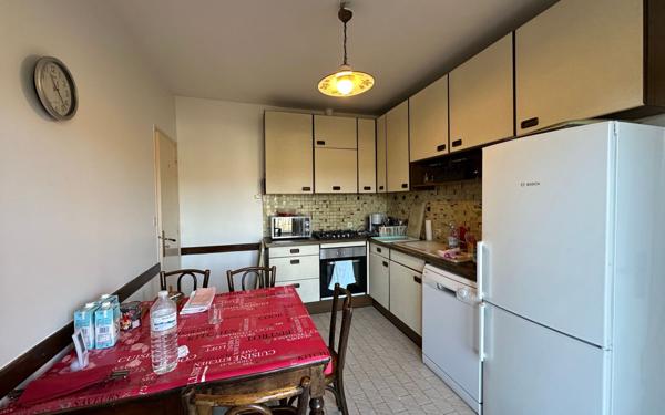 Maison à vendre    6 pièces •  Joyeuse