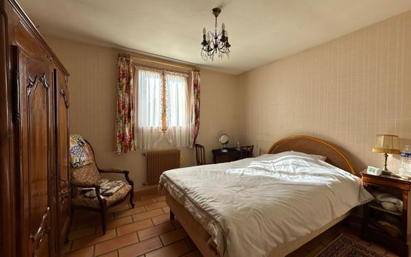 Maison à vendre    6 pièces •  Joyeuse