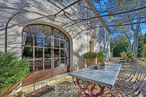 Bastide de charme avec piscine et dépendance