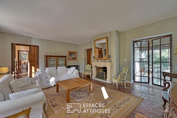 Bastide de charme avec piscine et dépendance