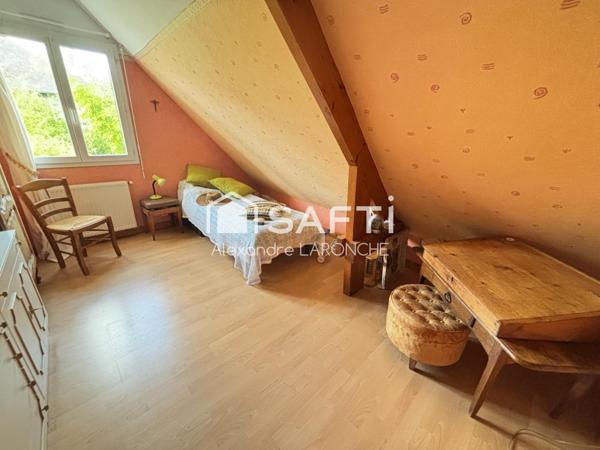 BELLE MAISON, 15 MINUTES DE LA MER AVEC VIE DE PLAIN PIED POSSIBLE.