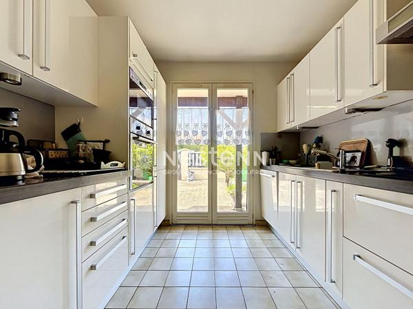 Maison à vendre sur la commune de L'Isle Adam - environ 130m², 4 chambres