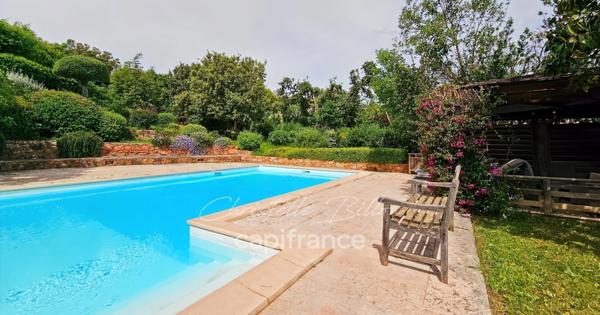 Dpt Corse (20), à vendre PORTO VECCHIO maison P6 de 215 m² - Terrain de 2 085,00 m²