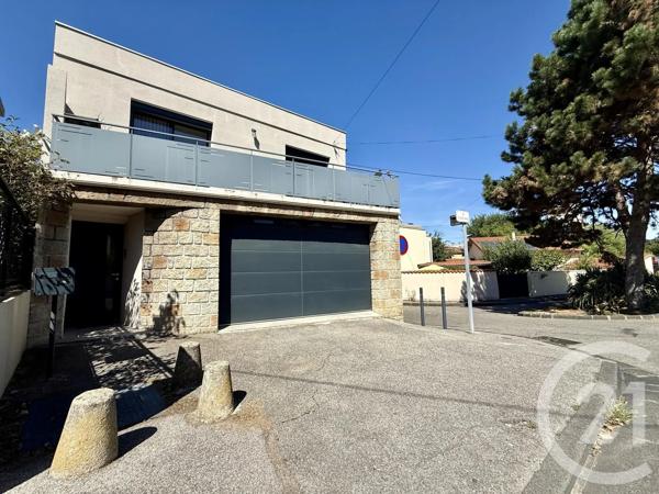 Maison à vendre  12 pièces - 244 m 2   GENISSIEUX  - 26