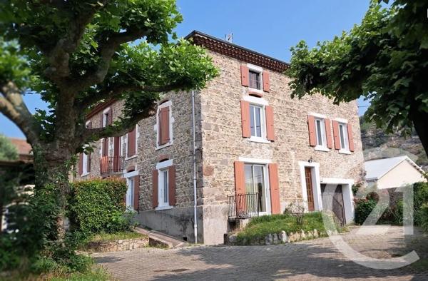Maison à vendre  12 pièces - 244 m 2   GENISSIEUX  - 26