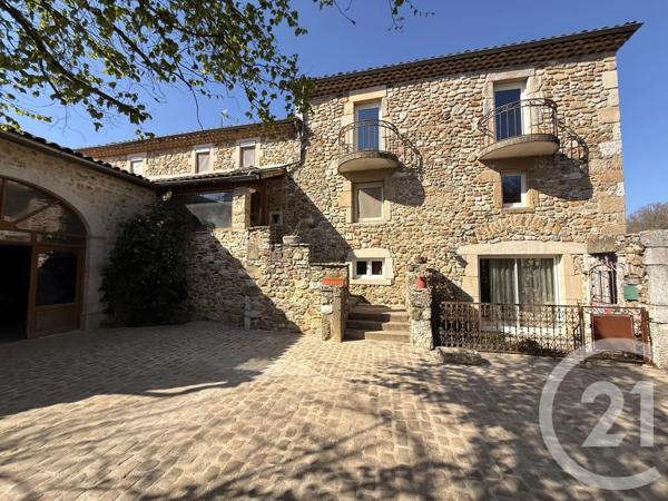 Maison à vendre  12 pièces - 244 m 2   GENISSIEUX  - 26