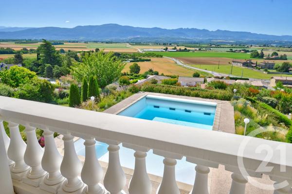 Maison à vendre  12 pièces - 244 m 2   GENISSIEUX  - 26
