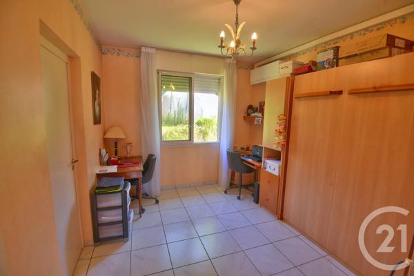 Maison à vendre  12 pièces - 244 m 2   GENISSIEUX  - 26