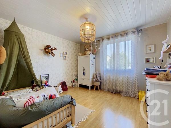 Maison à vendre  5 pièces - 158,16 m 2   BAINS  - 43