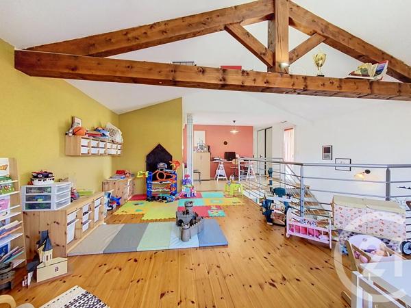 Maison à vendre  5 pièces - 158,16 m 2   BAINS  - 43