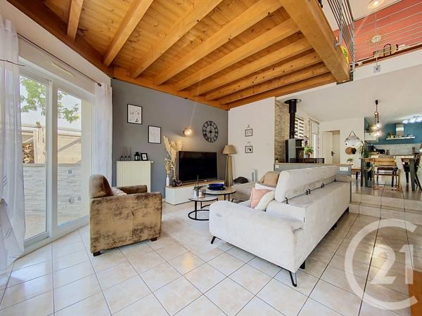 Maison à vendre  5 pièces - 158,16 m 2   BAINS  - 43