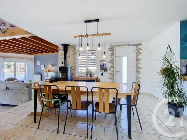 Maison à vendre  5 pièces - 158,16 m 2   BAINS  - 43