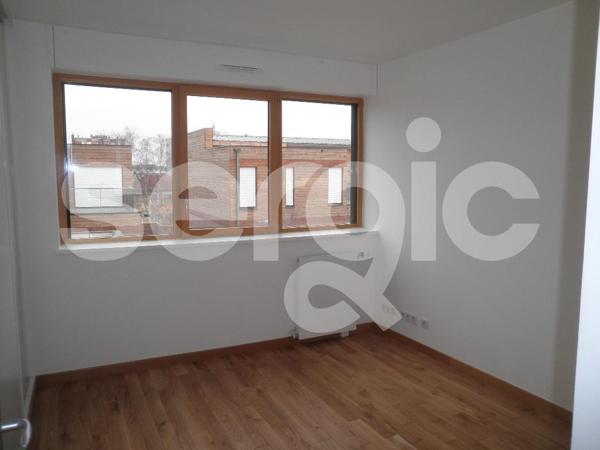 Location 4 Pieces 121 91100 Corbeil Essonnes 67 0073 06 0001