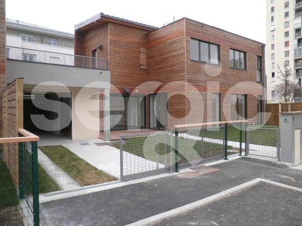 Location 4 Pieces 121 91100 Corbeil Essonnes 67 0073 06 0001