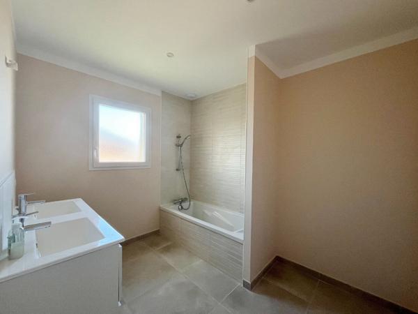 Maison Aussonne 5 pièce(s) 144 m2, Hors couloir aérien et piscinable.