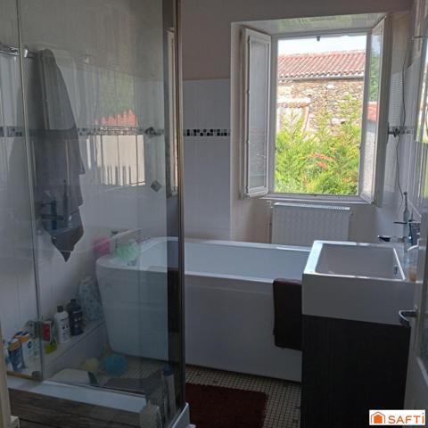 maison de ville avec le tout à l'égout