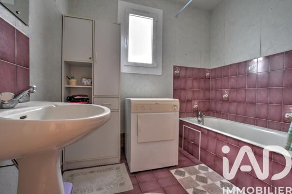 Maison à vendre 5 pièces 89 m² Saint-Léger-le-Guérétois