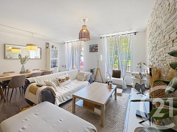 Appartement F3 à vendre  3 pièces - 66,35 m 2   LE PUY EN VELAY  - 43