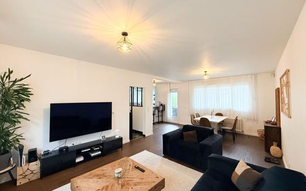 Maison à vendre    7 pièces •  Le Thillay