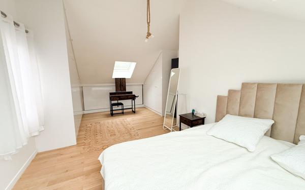 Maison à vendre    7 pièces •  Le Thillay