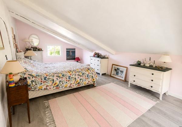 Maison 9 pièces avec piscine