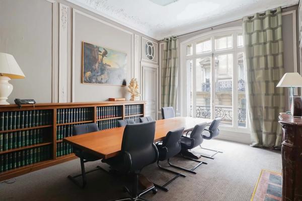 Appartement Paris 16e - IENA / PLACE DES ETATS-UNIS