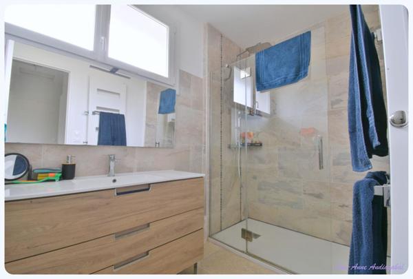 NAVARRENX - MAISON RENOVEE - PLAIN-PIED - 98 M² HABITABLE