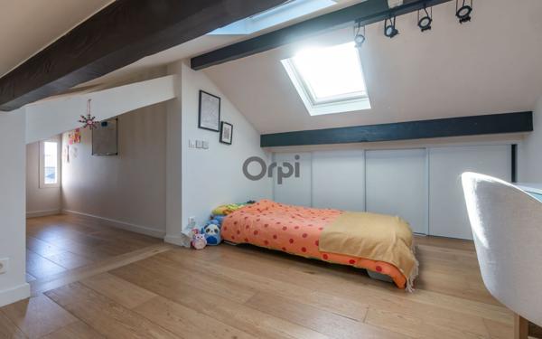 Maison à vendre    5 pièces •  Champigny-sur-Marne