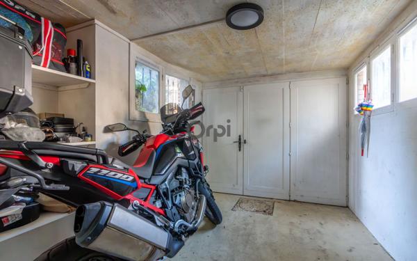 Maison à vendre    5 pièces •  Champigny-sur-Marne