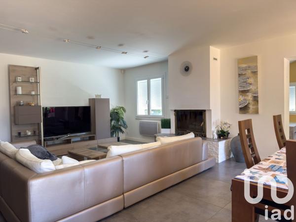 Maison à vendre 6 pièces 160 m² Domazan